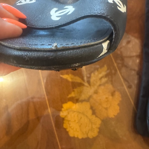 CC printed block heel sandals Sz 41. Fits 9.5 - Picture 14 of 16